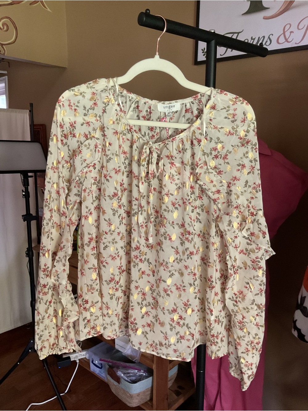 Umgee Cream Floral Tie-Neck Blouse with Pink and Gold Details